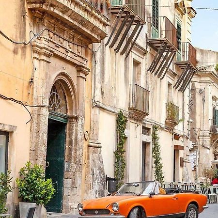 Centro Storico B&B Noto Exterior photo